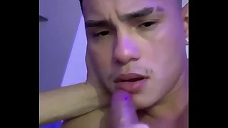 DANDO LEITINHO NA BOCA DO NOVINHO&period;